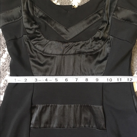 XOXO Dresses & Skirts - {XOXO} sexy black dress